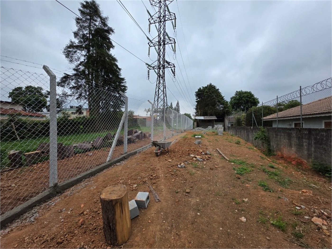 Terreno à venda em Jardim do Engenho, Cotia, SP