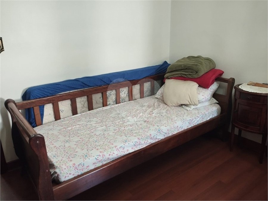 Sobrado à venda com 4 quartos, sendo 1 suíte, em Tremembé, São Paulo, SP