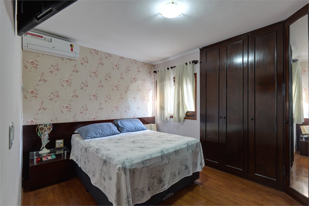 Sobrado à venda com 3 quartos, sendo 1 suíte, em Jardim Prudência, São Paulo, SP