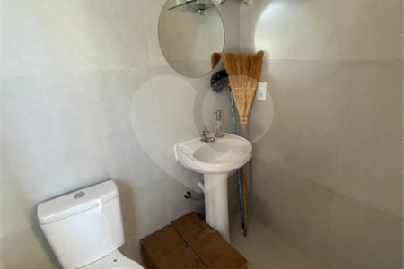 Casa à venda com 2 suítes no condomínio Mirante dos Ipês, Salto - SP