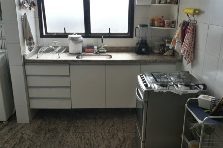Apartamento à venda com 3 quartos, sendo 1 suíte,  em Vila Andrade, São Paulo, SP