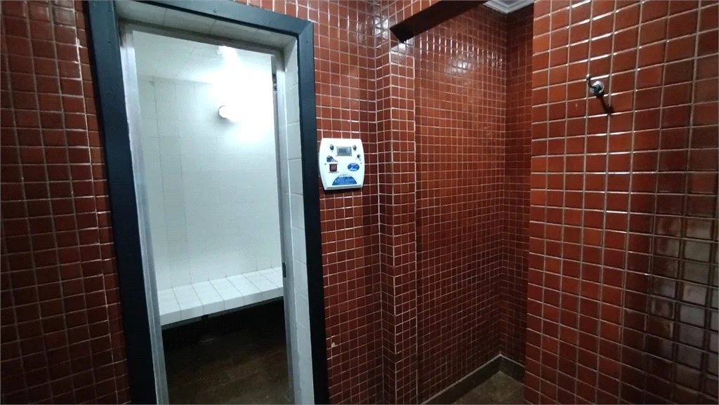 Duplex para alugar com 3 suítes em Real Parque, São Paulo, SP