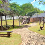 Casa à venda com 4 suítes no condomínio Vila Panorama, Indaiatuba - SP