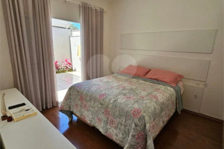 Casa à venda com 3 quartos, sendo 1 suíte, em Vila Nastri, Itapetininga, SP