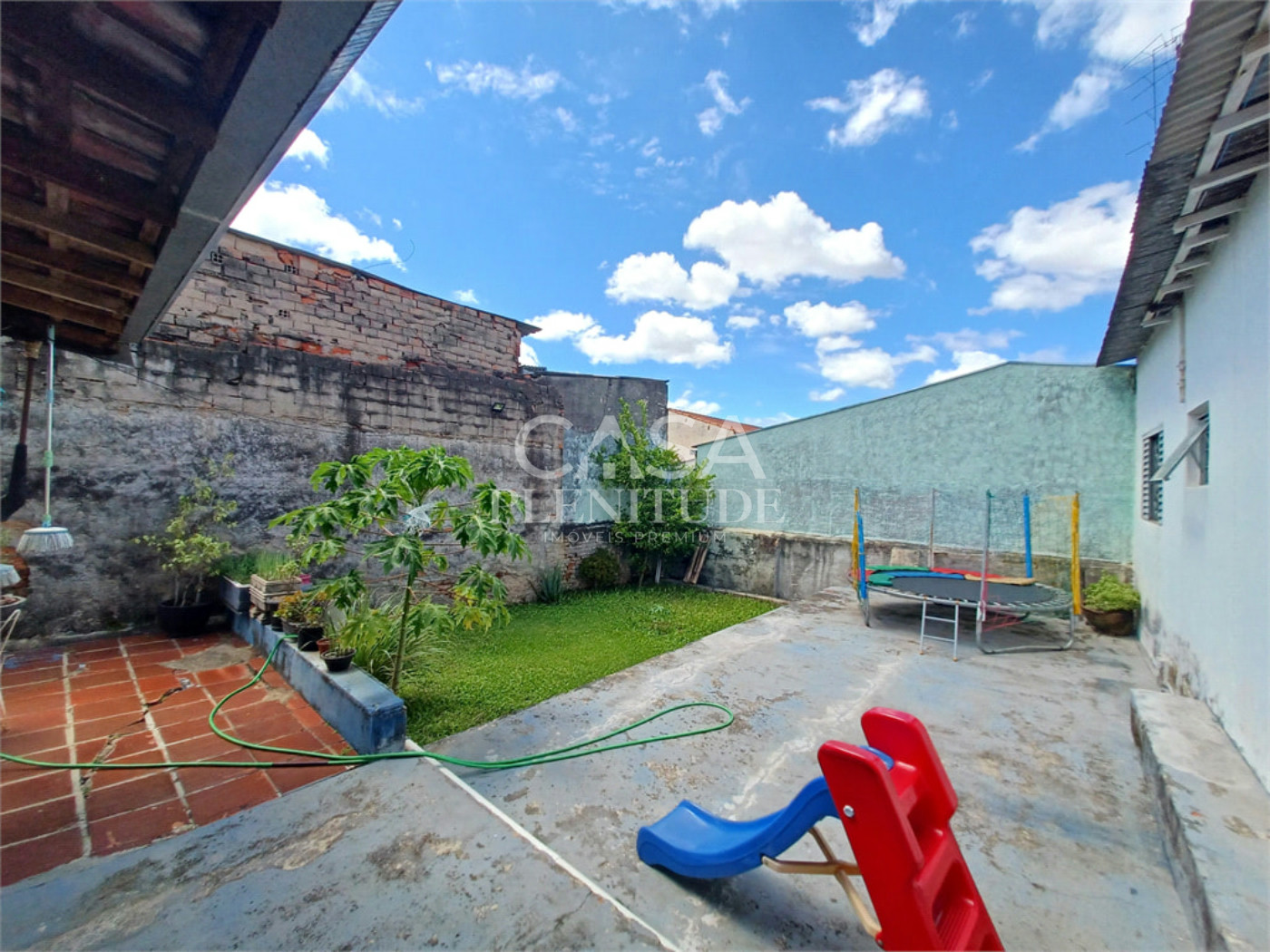 Casa à venda com 4 quartos em Vila Trujillo, Sorocaba, SP