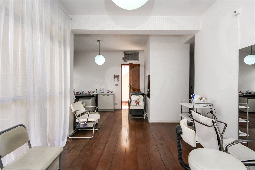 Sobrado à venda com 3 quartos, sendo 2 suítes, em Vila Clarice, São Paulo, SP