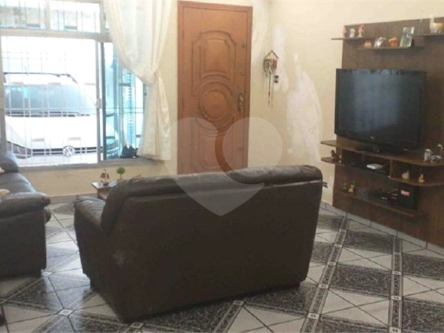 Sobrado à venda com 3 quartos em Água Fria, São Paulo, SP