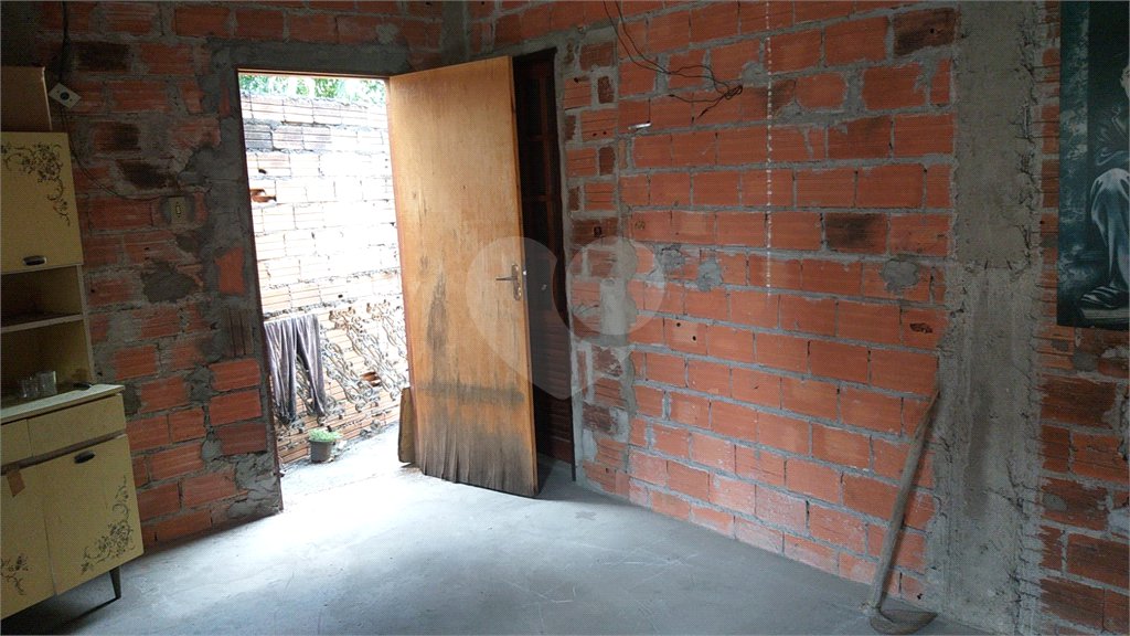 Terreno à venda com 4 quartos, sendo 1 suíte, em Parada Inglesa, São Paulo, SP