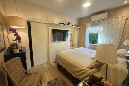 Casa à venda com 3 suítes no condomínio Residencial Chácara Ondina, Sorocaba - SP
