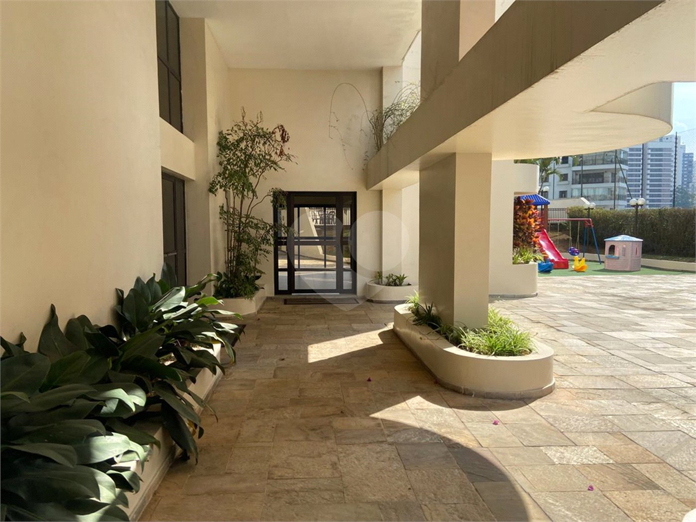 Apartamento à venda com 4 quartos, sendo 3 suítes, em Vila Andrade, São Paulo, SP