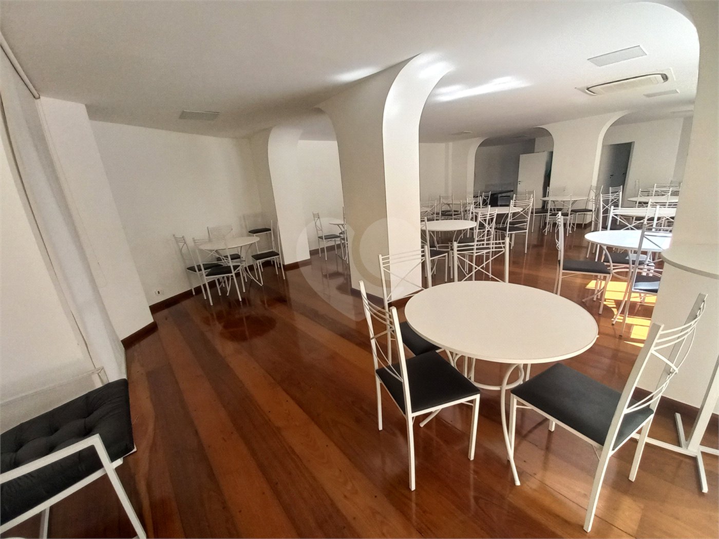 Apartamento à venda com 3 quartos, sendo 1 suíte, em Vila Andrade, São Paulo, SP