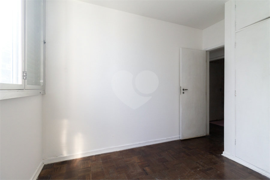 Apartamento à venda com 3 quartos, sendo 1 suíte, em Jardim América, São Paulo, SP