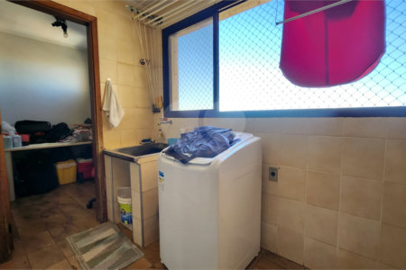 Apartamento à venda com 3 suítes no Centro, Araraquara, SP