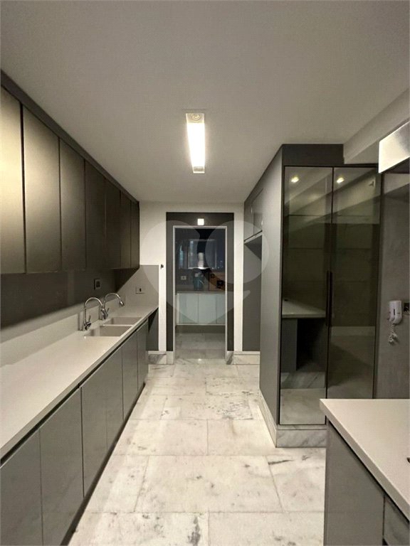 Apartamento à venda com 3 quartos, sendo 1 suíte, em Pompéia, São Paulo, SP