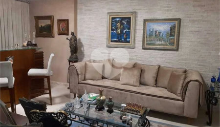 Apartamento à venda com 3 quartos, sendo 1 suíte,  em Copacabana, Rio de Janeiro, RJ