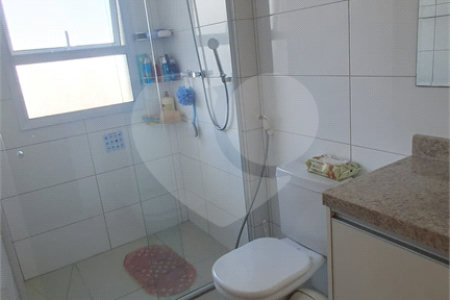 Apartamento à venda com 2 suítes em Vila Scarpelli, Santo André, SP