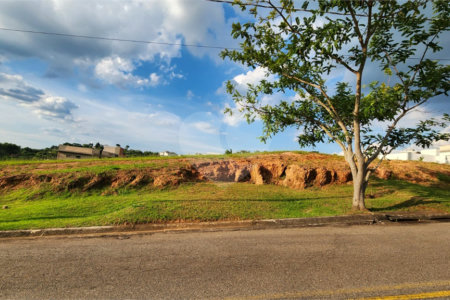 Terreno à venda no condomínio Santa Isabel I, Louveira - SP