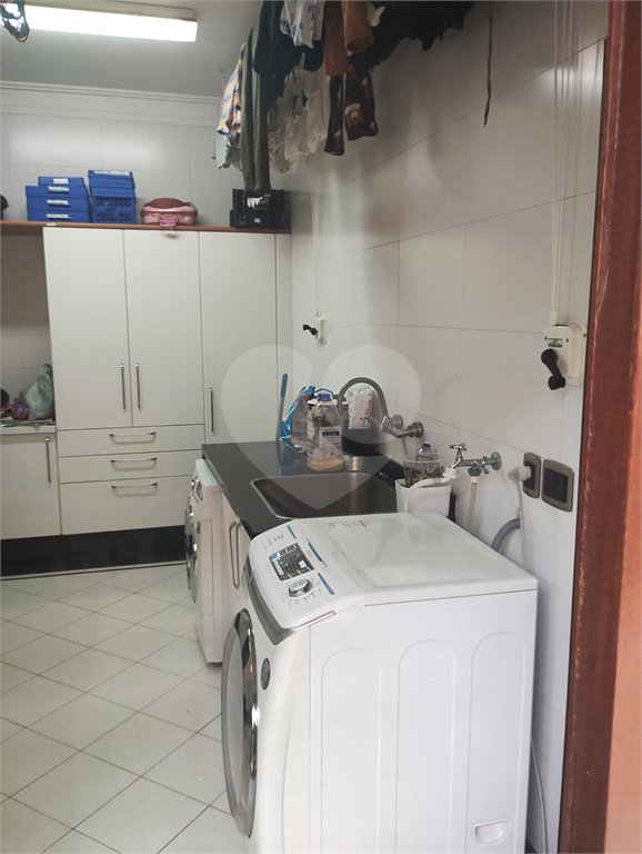 Casa à venda com 5 quartos, sendo 4 suítes, no condomínio Santa Teresa, Jundiaí - SP