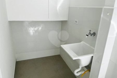 Apartamento à venda com 1 quarto em Vila Mazzei, São Paulo, SP