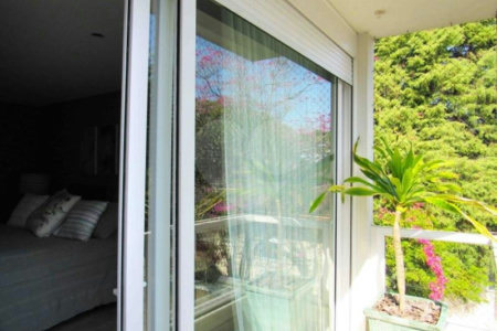 Casa à venda com 4 suítes no condomínio Bauhaus, São Paulo - SP