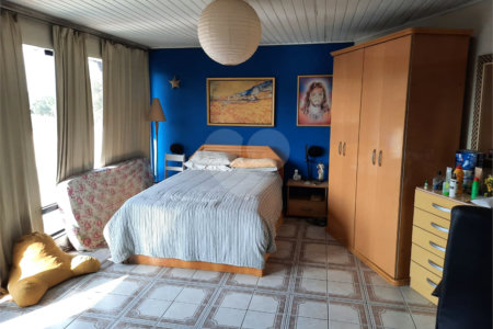 Casa à venda com 6 quartos, sendo 4 suítes, em Vila Guarani (z Sul), São Paulo, SP