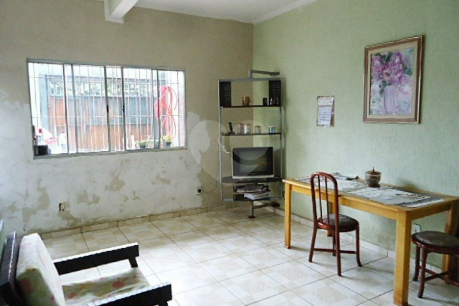 Sobrado à venda com 4 quartos, sendo 1 suíte, em Imirim, São Paulo, SP