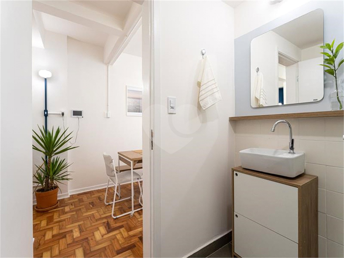 Apartamento à venda com 5 quartos, sendo 1 suíte,  em Pinheiros, São Paulo, SP