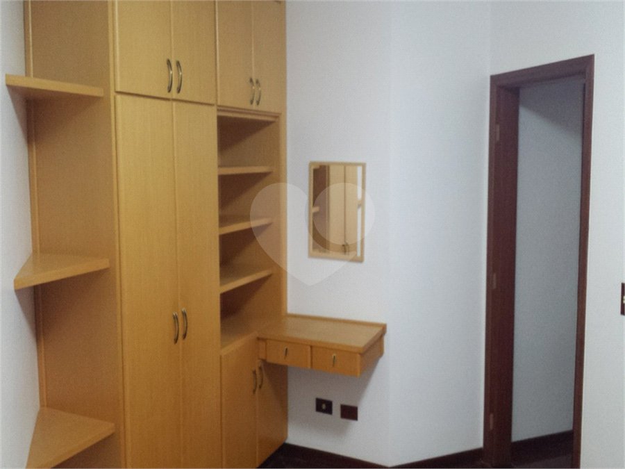 Casa à venda ou para alugar com 4 suítes no condomínio Residencial Vale das Laranjeiras, Indaiatuba - SP