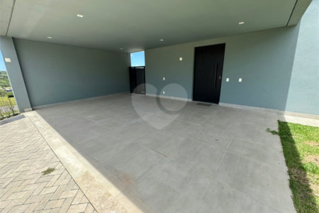 Casa à venda com 4 suítes no condomínio Villas do Golf, Itu - SP
