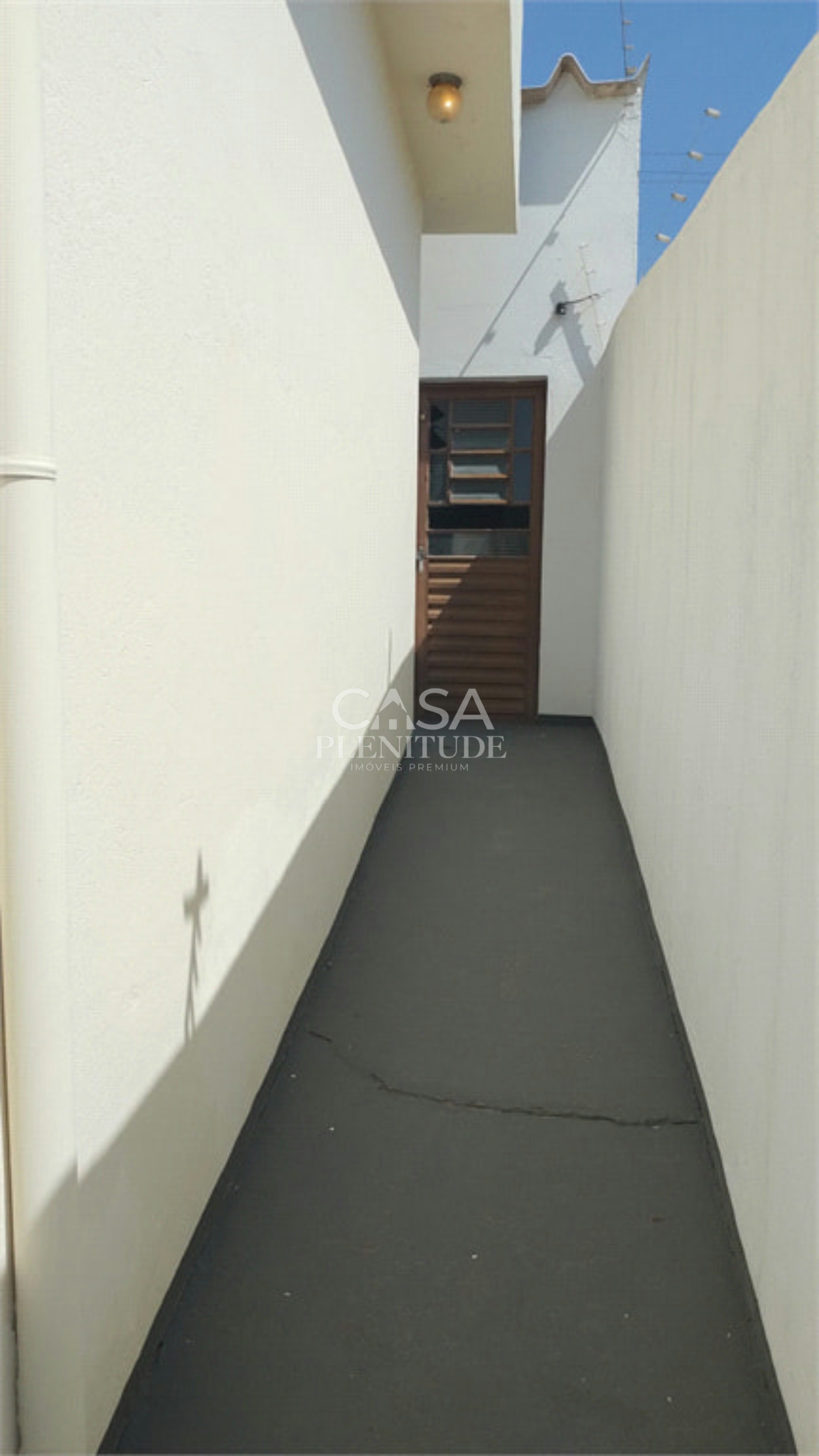 Casa à venda com 4 quartos, sendo 1 suíte, em Jardim Itanguá, Sorocaba, SP