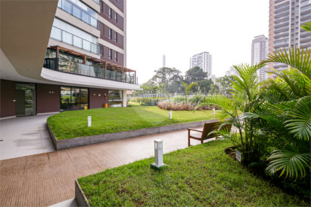 Apartamento à venda com 3 suítes em Brooklin, São Paulo, SP