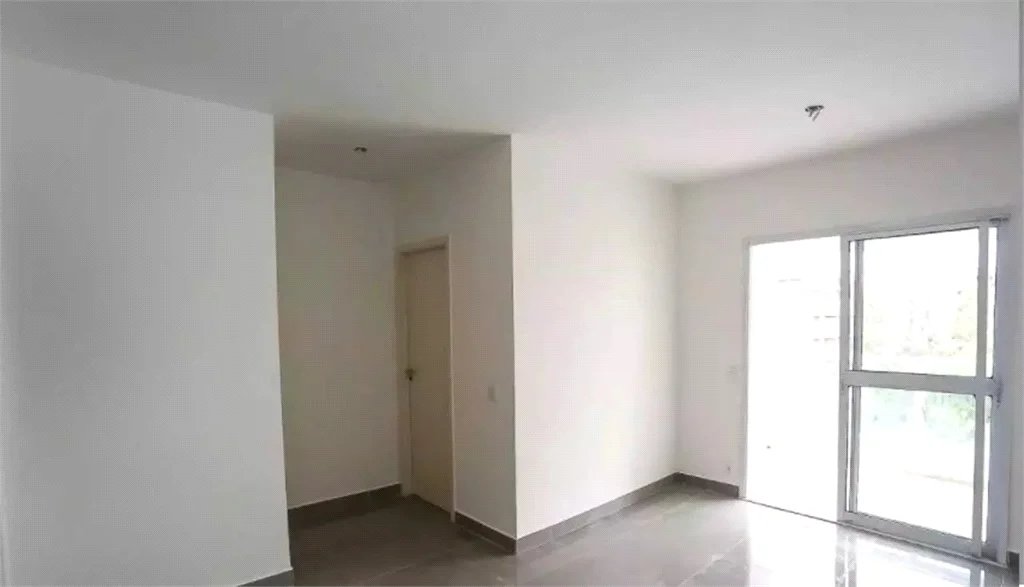 Apartamento para alugar com 2 suítes em Jardim Ampliação, São Paulo, SP