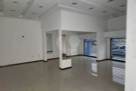 Salão para alugar no Centro, Araraquara, SP