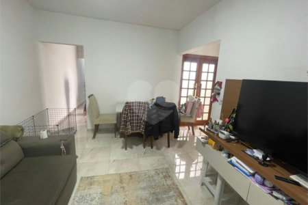 Casa Térrea à venda com 2 quartos, sendo 1 suíte, em Vila Suissa, Mogi das Cruzes, SP