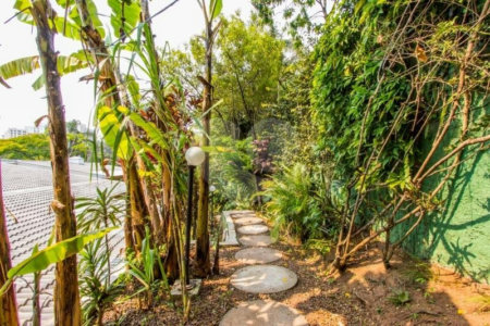 Casa Térrea à venda com 5 suítes em Jardim Marajoara, São Paulo, SP