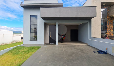 Casa à venda com 3 quartos, sendo 1 suíte,  no condomínio Reserva Ipanema I, Sorocaba - SP