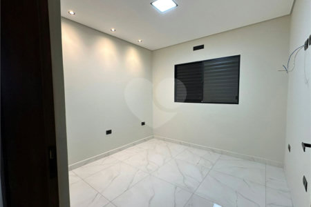 Casa à venda com 3 quartos, sendo 1 suíte, no condomínio Residencial Villagio Wanel, Sorocaba - SP