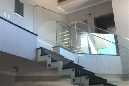 Casa à venda com 4 suítes no condomínio Aruã, Mogi das Cruzes - SP