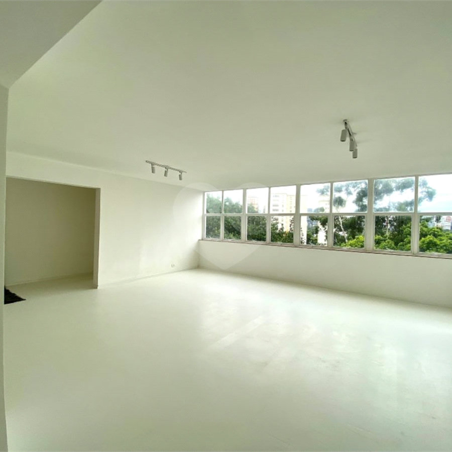 Apartamento para alugar com 3 quartos, sendo 1 suíte, em Jardim Europa, São Paulo, SP