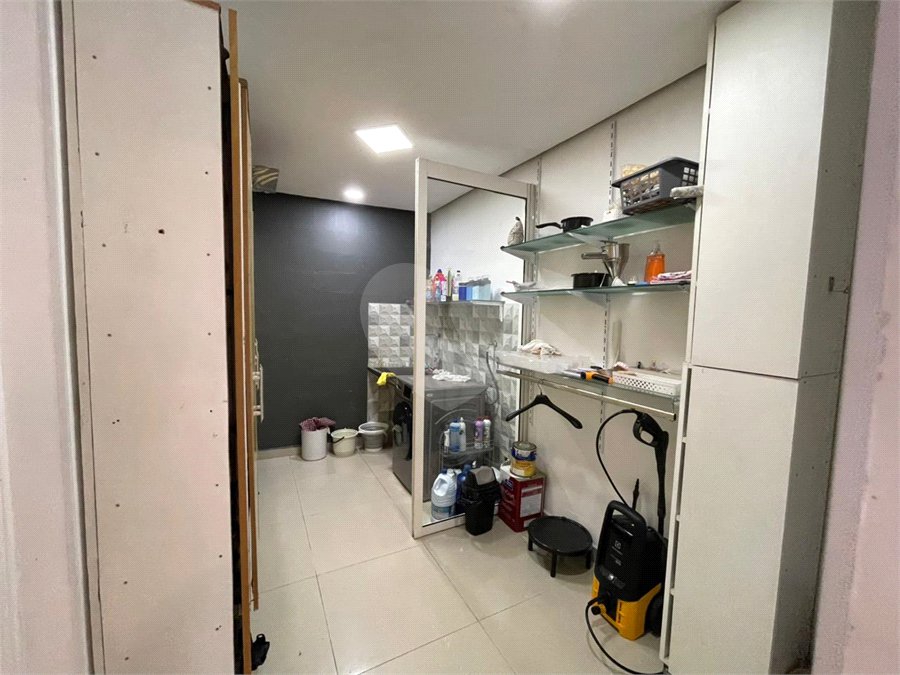 Sobrado à venda com 3 quartos em Quinta da Paineira, São Paulo, SP