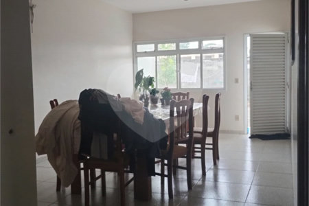Casa à venda com 5 quartos, sendo 1 suíte, em Vila Japi II, Jundiaí, SP