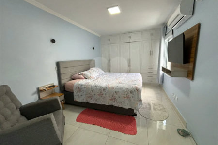 Sobrado à venda com 2 quartos em Vila Gustavo, São Paulo, SP