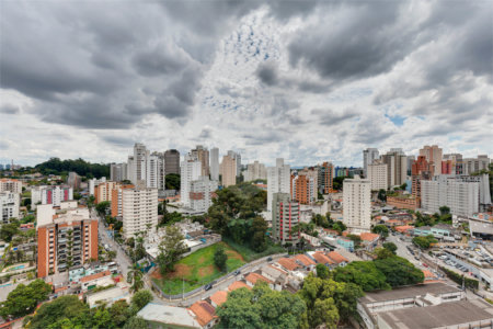 Apartamento à venda com 3 suítes em Real Parque, São Paulo, SP