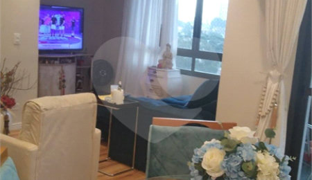 Apartamento à venda com 4 quartos, sendo 1 suíte,  em Vila Galvão, Guarulhos, SP