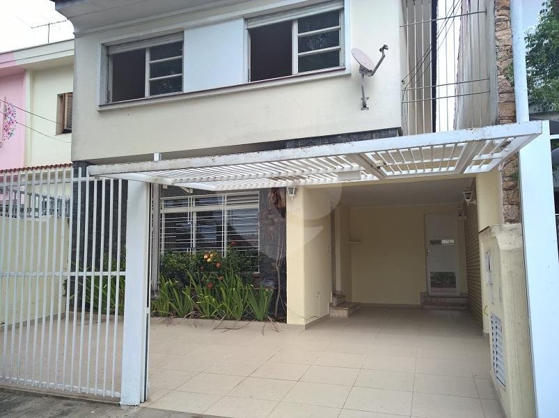 Sobrado à venda com 3 quartos, sendo 1 suíte,  em Planalto Paulista, São Paulo, SP