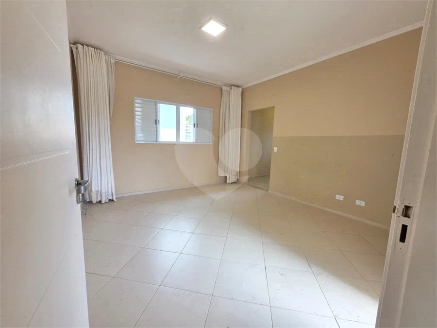 Casa à venda ou para alugar com 3 quartos, sendo 1 suíte, no condomínio Terras de São Francisco, Vinhedo - SP