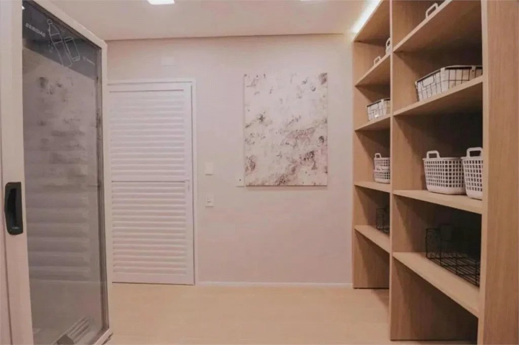 Apartamento à venda com 3 suítes em Sumarezinho, São Paulo, SP