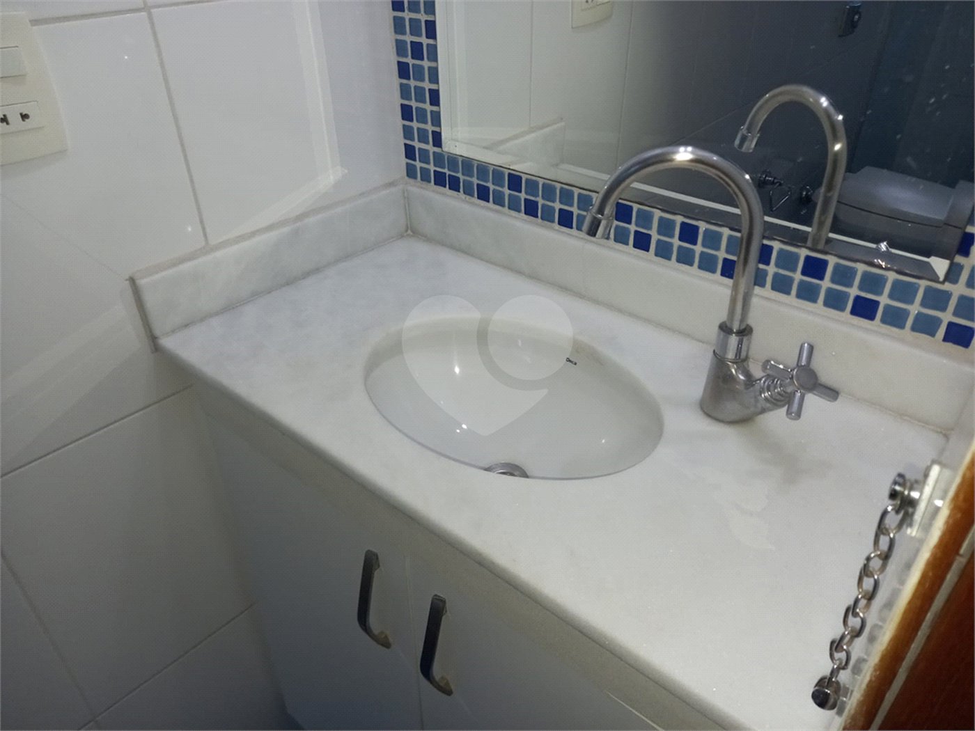 Sobrado à venda com 4 quartos, sendo 2 suítes, em Vila Hamburguesa, São Paulo, SP