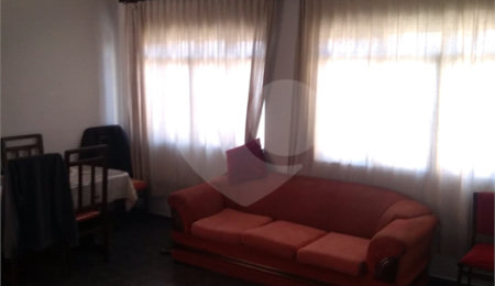 Sobrado à venda com 3 quartos em Vila Marari, São Paulo, SP