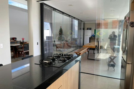 Casa à venda com 4 suítes no condomínio Fazenda Jequitibá, Sorocaba - SP
